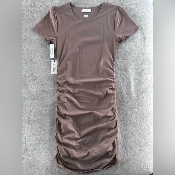 Aritzia Dresses & Skirts - Aritzia Contour Ruched Deep Taupe Dress